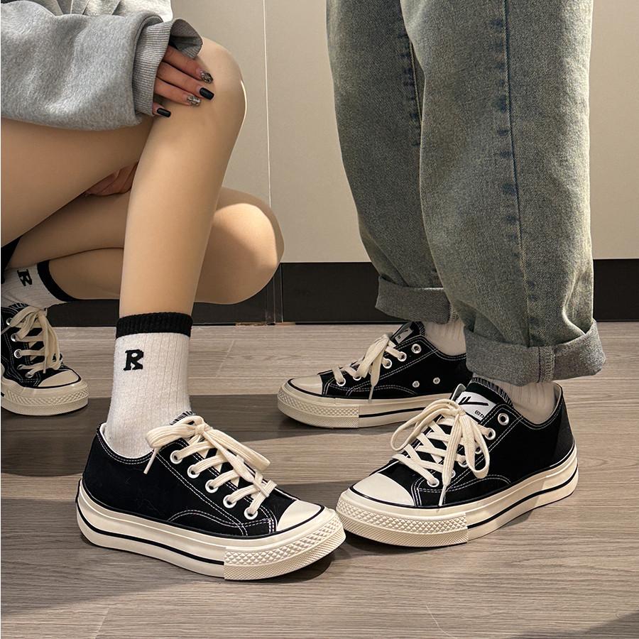 2026 Spring Warrior Low-Top Canvas Shoes: Black & White Casual Sneakers for Men & Women with Thick Soles