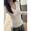 Spicy Girl Slim-Fit V-Neck Long-Sleeve Women's T-Shirt: Versatile, Solid Color, Ideal for Spring, Autumn, Winter.