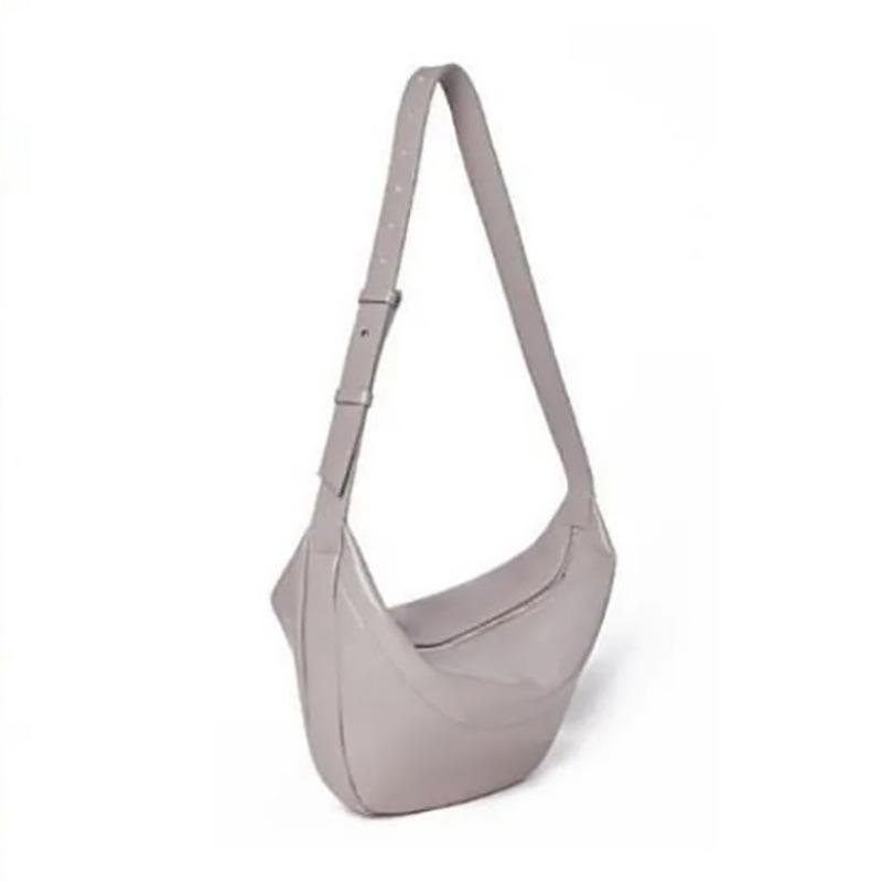 

2025 spring and summer new Martin messenger bag women s ins breast bag large capacity soft leather dumpling bag casual shoulder bag бежевый