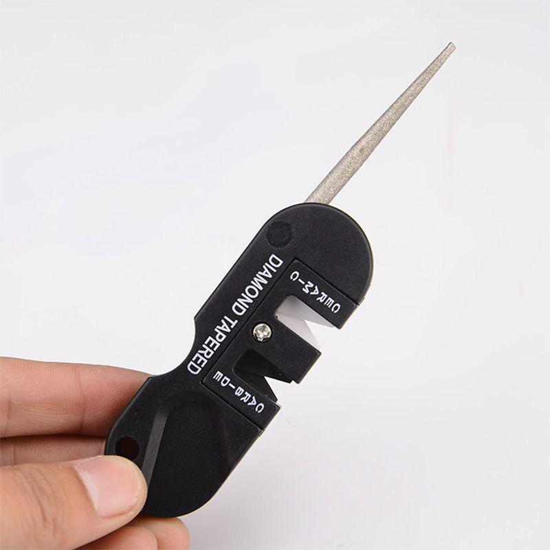 

Многофункциональная портативная точилка для ножей 4-в-1 со стержнем из вольфрамовой стали для использования на открытом воздухе 80*27*10mm