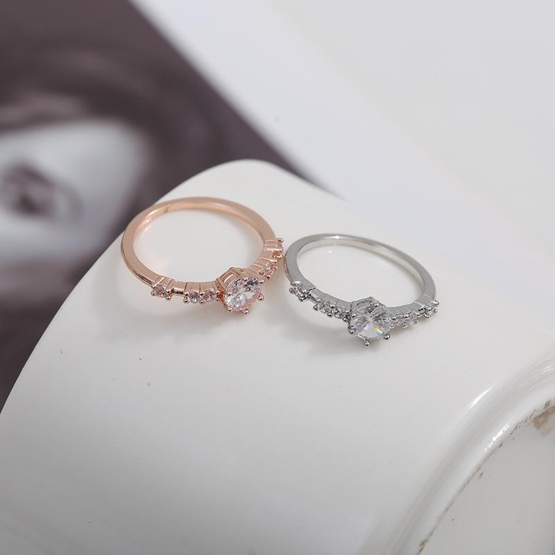 Copper Inlaid Zircon Super Flash Diamond Ring Women'S Fashion Personality Light Luxury Niche Design Exquisite Versatile Ring