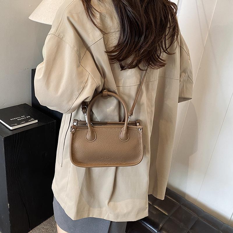 Popular small bag women's autumn new simple retro handbag fashion casual shoulder messenger bag