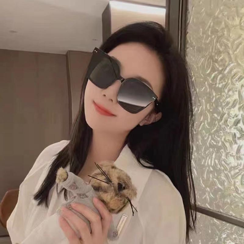 New fashion big Square Sunglasses Women men Vintage Brand Designer Luxury nail Sun Glasses for male Shades Female sunglasses