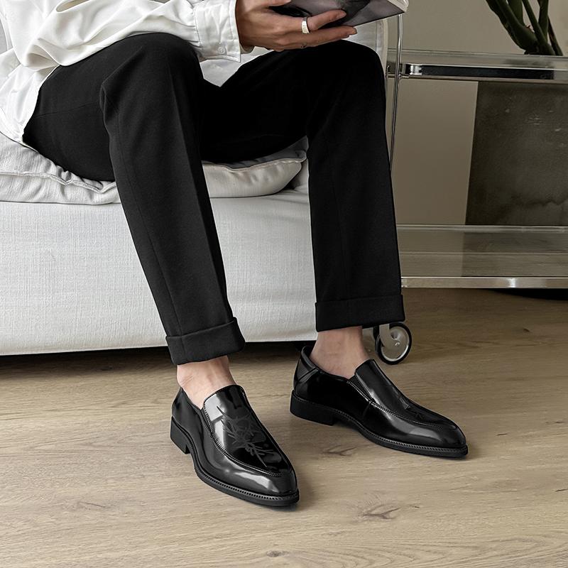 Mode Handgemacht Komfort Herren Slipper Luxusmarke Herren Loafer 2025 Neue Herren Leder Freizeitschuhe Mokassins Atmungsaktiv Herren Fahrschuhe