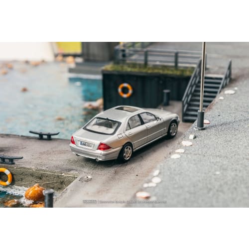 TARMACWORKS 1/64 Mercedes-Benz S-Class Brilliant Silver Metallic Finished Product T64G-072-SL