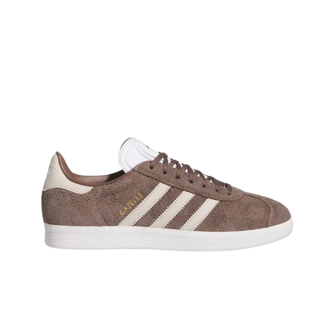 

(в) Adidas Gazelle Earth Strata Wonder White Off White 270