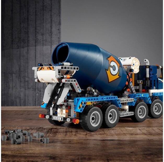 LEGO Technic 42112 Concrete Mixer