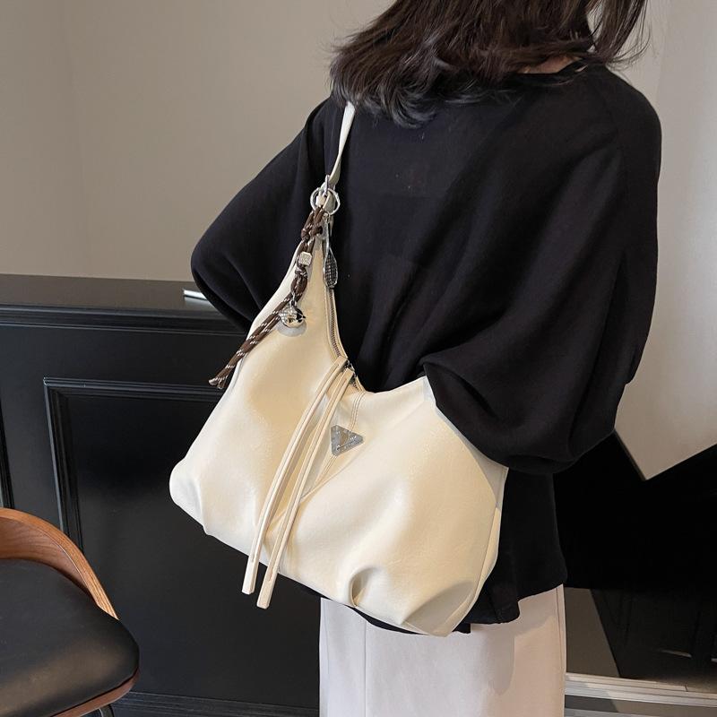 Herbst und Winter neuer Trend Mode lässige Tragetasche Damen 2025 retro vielseitig große Kapazität Schultertasche