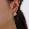 Autumn and Winter French Light Luxury Stud Earrings Simple Geometric Small Ear Buckle Advanced Retro Ear Hanging