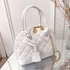 Chain Simple Small Bag Autumn and Winter New Fashion Diamond Shell Bag Contrasting Color Women's Handbag Shoulder Bag