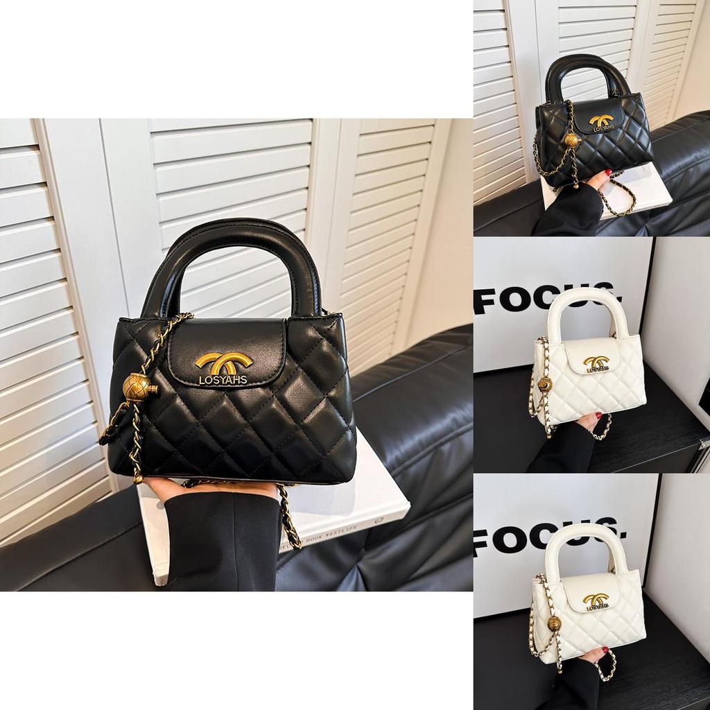 2024 Spring New White Black Street Fashion Pu Small Square Shoulder Slanting Crossbody Bag