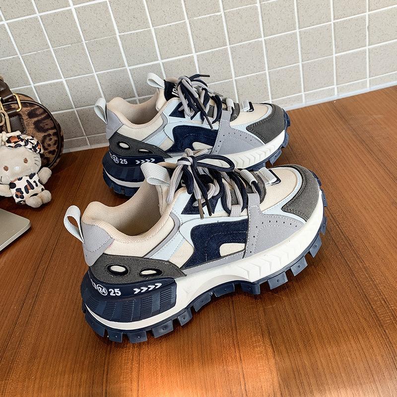 Frühling neue Retro-Plateau-Mode lässige Damen-Sportschuhe leicht atmungsaktiv bequem Laufschuhe Damen