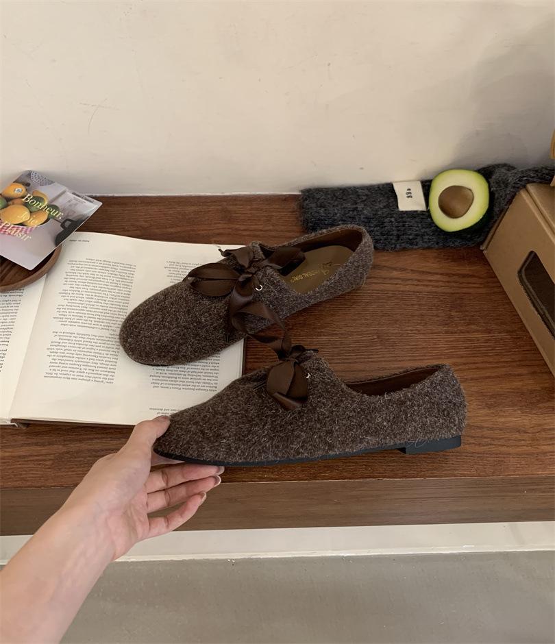 

Women s shoes French soft-soled flat-soled single shoes Women s Autumn 2025 new round head one-pedal deep-mouth single shoes 40 темно-коричневого