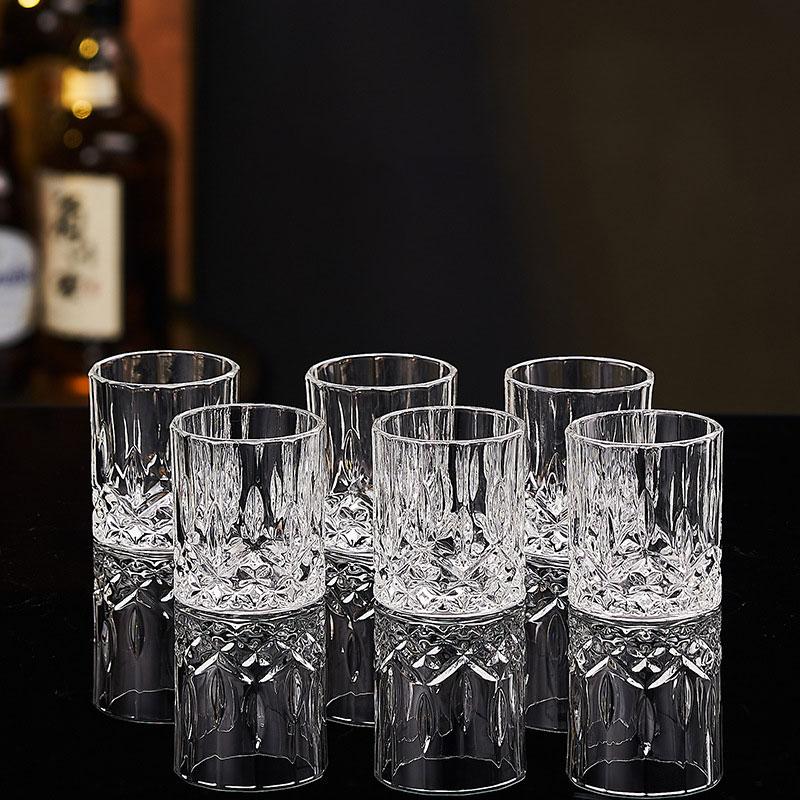 6 Stück geprägtes Glas dickwandiges transparentes Whiskey-Glas Haus-Whiskey-Glas Baijiu-Glas Feiertags-Geschenkset Cocktail-Weinglas
