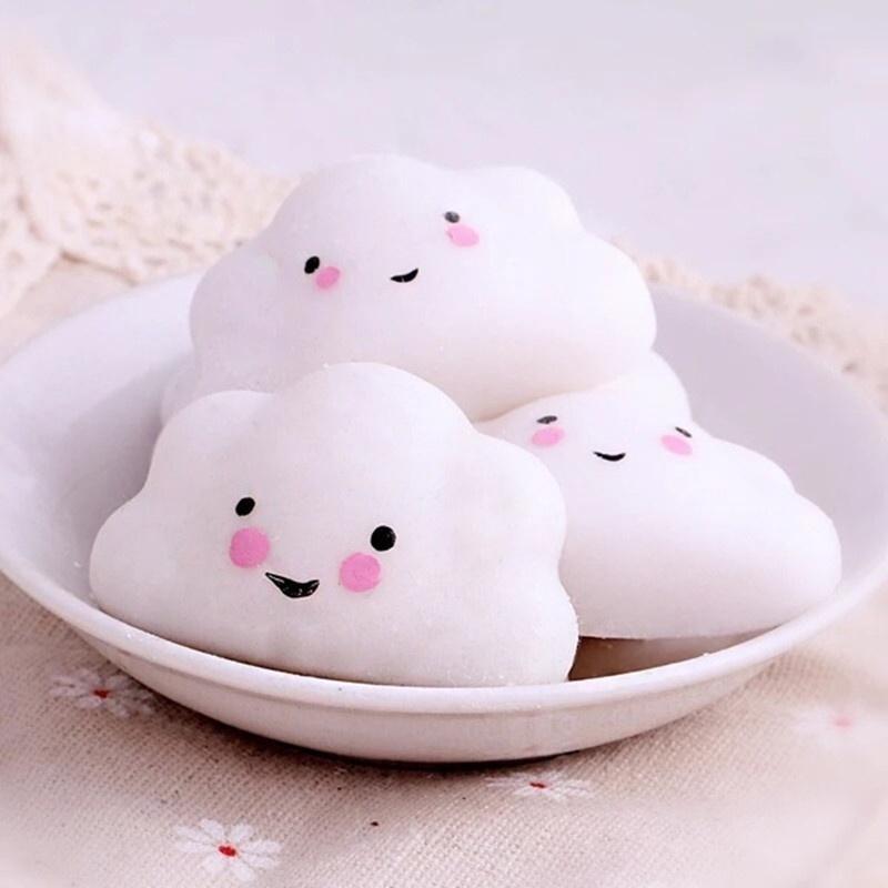 Kawaii Squishy Mini Cloud Squeeze Soft Press Relieve Slow Rising Promotion Toy