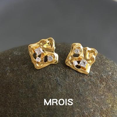 Kolczyki sztyfty kwadratowe z cyrkoniami geometrycznymi z 18-karatowego złota - Nieregularny luksusowy design dla kobiet