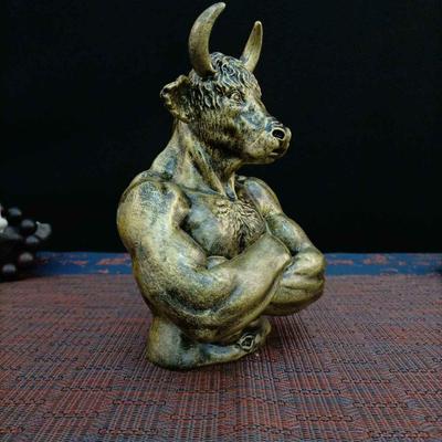 Bronze Bull Head Statue Ornament Charging Stock Market Wall Street Cattle Sculpture Statue Mascot Resin Home Office Decor Gifts