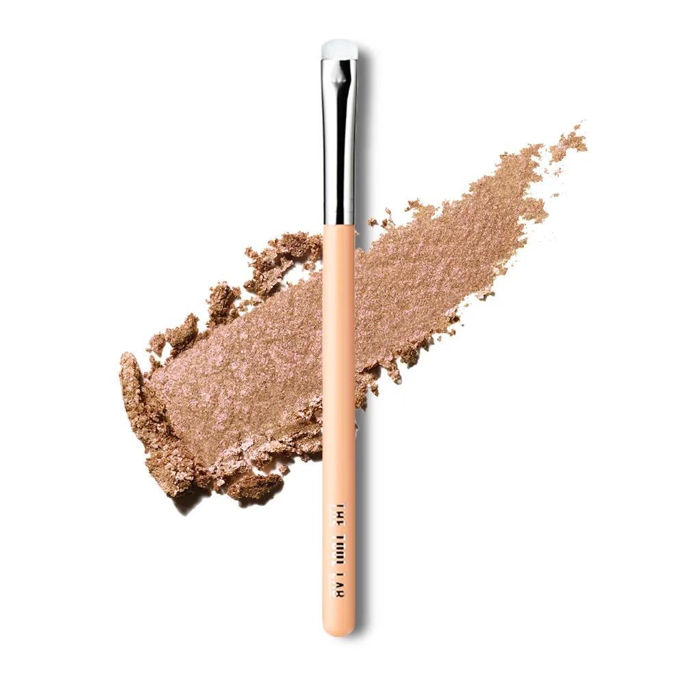 THE TOOL LAB 205 Eye Smudge Brush