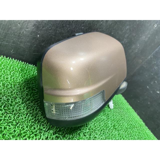 Serena DBA-NC26 right side mirror CAG G668 96301-1VA4D