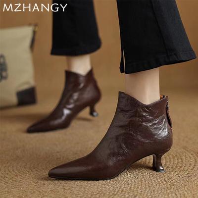 Жіночі шкіряні ботильйони з гострим носком Елегантні туфлі на середньому каблуці Жіноча мода 2025 року Зимові новинки Снігові черевики Челсі Mujer Botas
