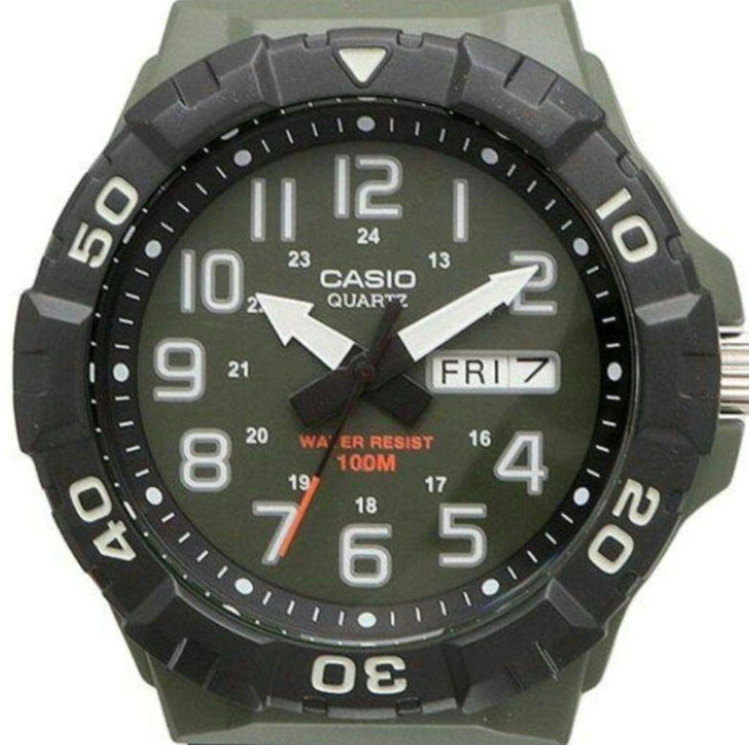 

[USED] CASIO Military Watch, Water Resistant to 100M, Not Available in Japan