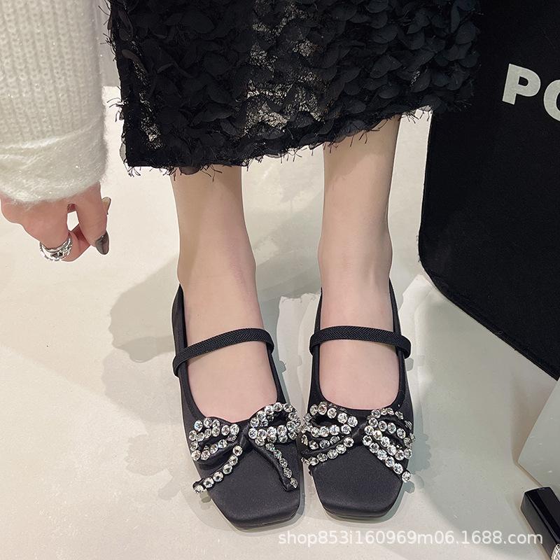

Satin square head rhinestone bow Mary Jane shoes women s 2025 spring Korean version shallow mouth word with flat bottom ladyshoes women 35 чёрный