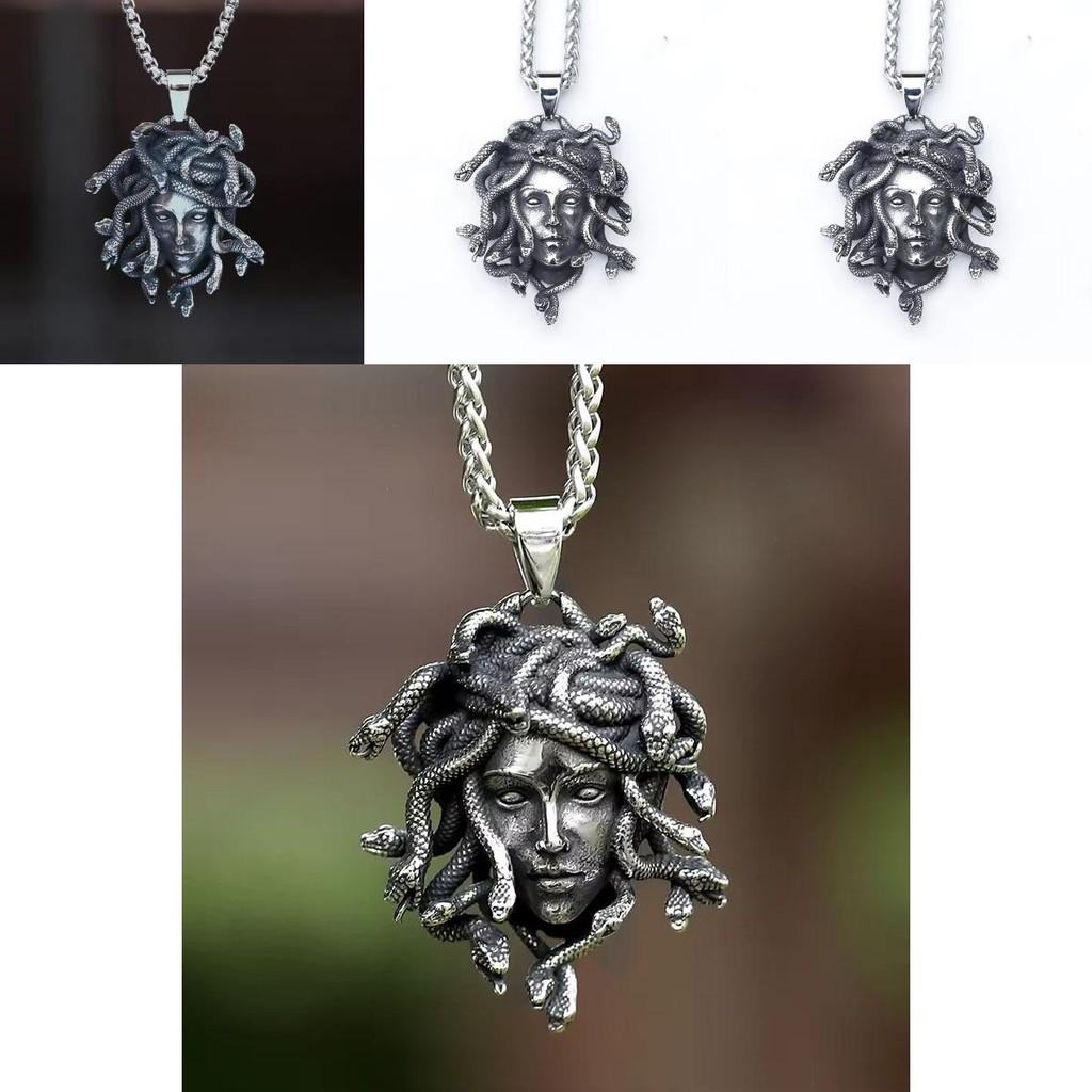 Retro Medusa Snake Animal Pendant Necklace With Zinc Alloy Charm For Gothic Style