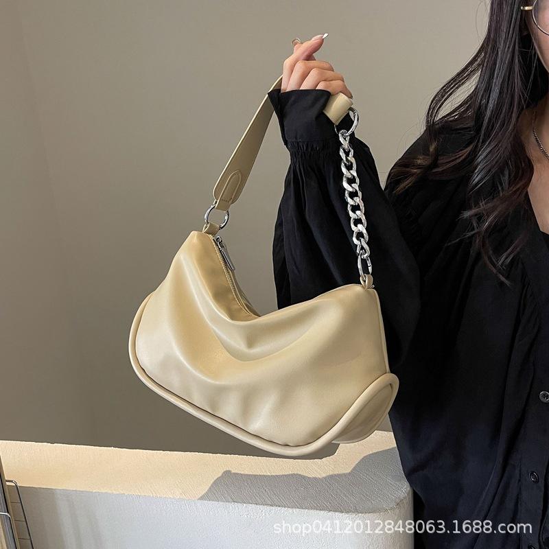 Fashion Niche Underarm Small Bag Women's 2025 New Casual Texture Messenger Bag Simple Retro Commuter Shoulder Bag
