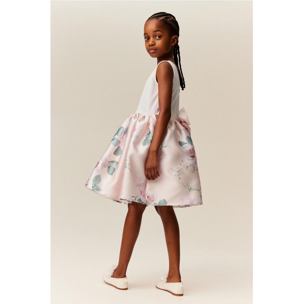 

Платье-клеш HM светло-розового цвета с цветочным принтом