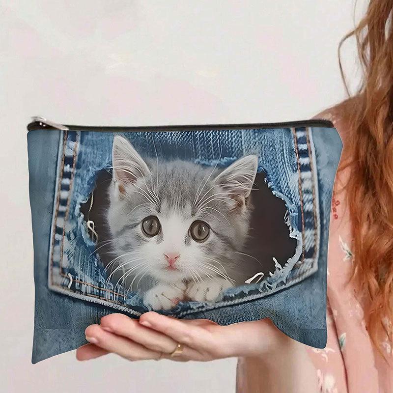 Cartoon Animal Print Women s Clutch: Portable Zipper Makeup and Toiletry Bag