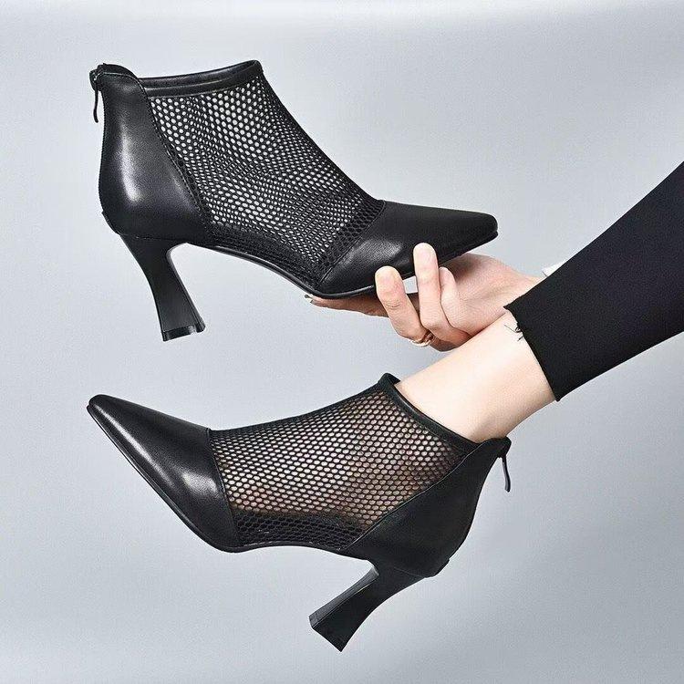 Mesh hollowed out spring new pointed head bag head matte leather breathable thick heel medium heel mesh cool boots
