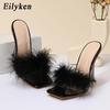 Mode Eilyken Neue PVC Schuhe Hausschuhe Frau Feder Transparent Hohe Absätze Fell Pumps Quadratische Zehen Pantoletten Damen Slides
