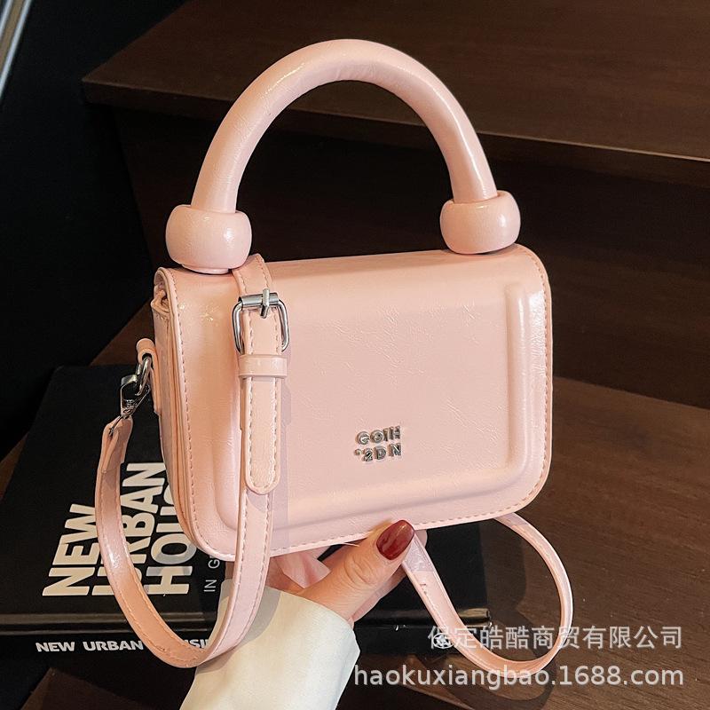 Simple and High-end Portable Small Square Bag 2025 Spring and Summer New Niche Trend Fashion Casual Versatile Shoulder Women's Bag