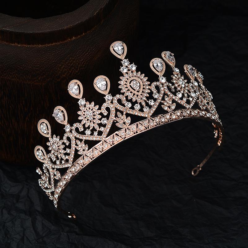 

Лесной стиль корона принцессы феи невеста свадьба свадебное платье ужин фотостудия путешествия стиль съемки корона девушка