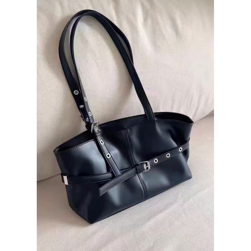 IELGY Ladies Underarm Bag Autumn Winter Large Capacity Commuter All-Match Tote Bag