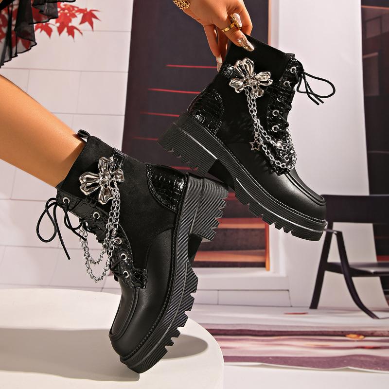 Star chain metal flower autumn new large size temperament thick sole thick heel fashion Martin boots