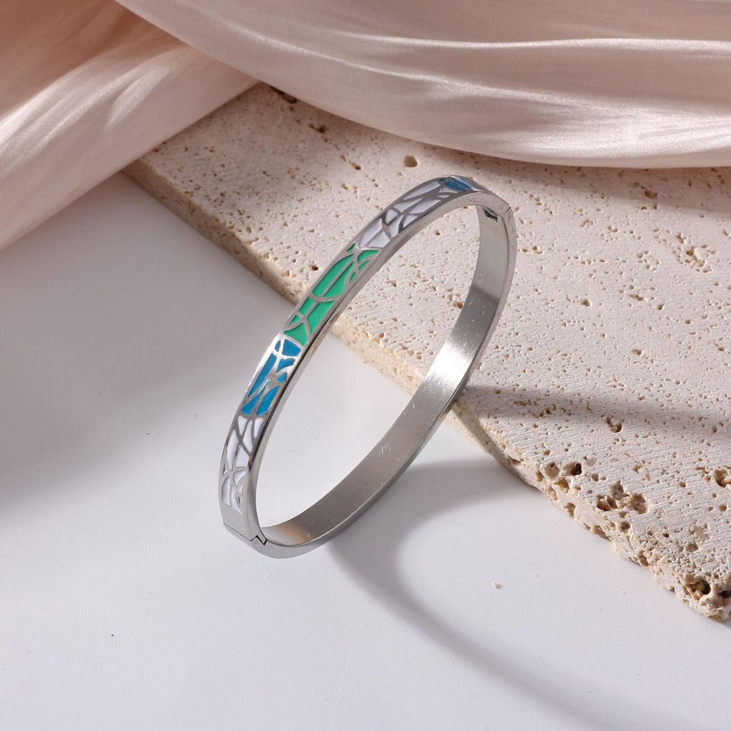 18K Electroplated Women's Retro Enamel Drip Oil Titanium Steel Bracelet, 6mm
