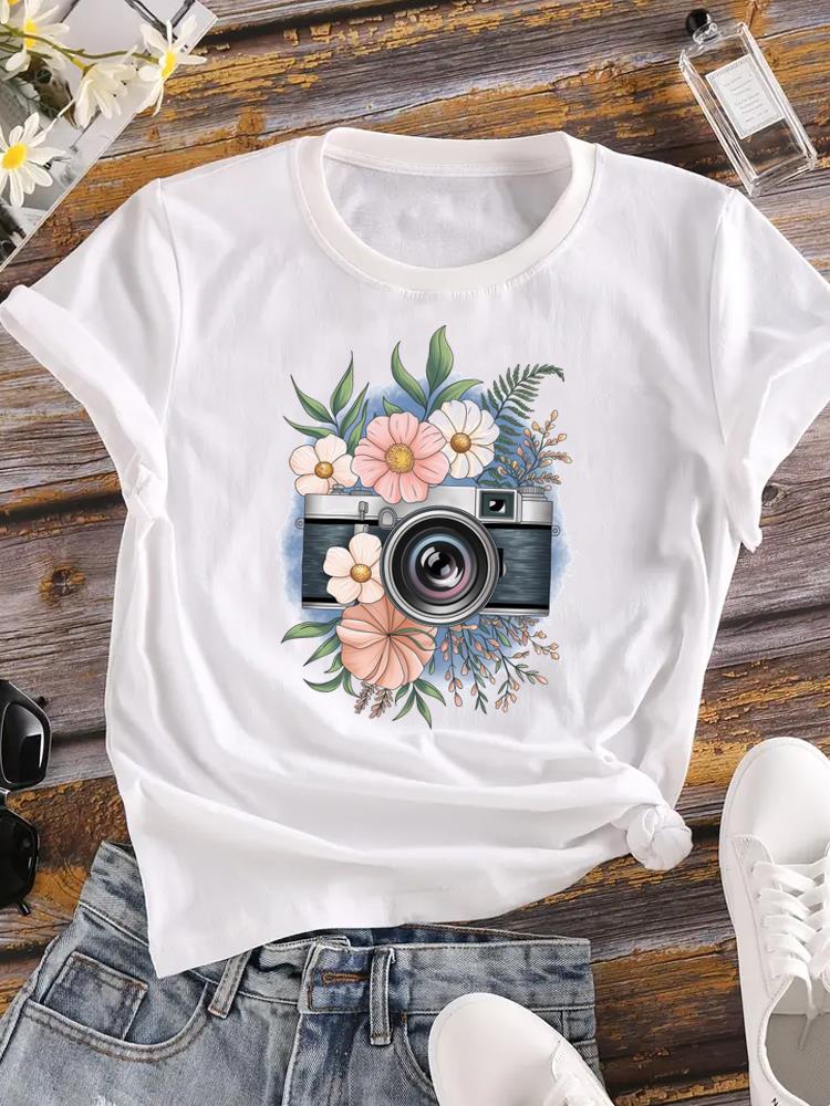 (Asian Size) T-shirts Printed Clothing Lady o-neck Short Sleeve Female Top love heart flower Casual T Shirt Fashion Women Graphic Tee