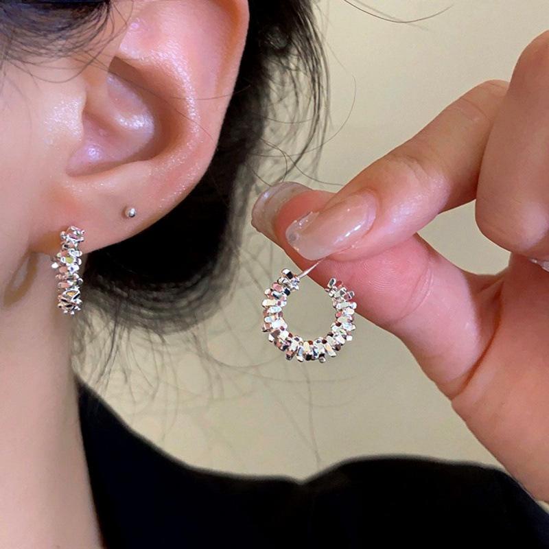Stylish Sterling Silver Stud Earrings серебряный