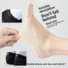 Seidenstrümpfe für Kinder mit einer flachen Öffnung, die nicht herunterrutschen. Unsichtbare, atmungsaktive und rutschfeste kleine Schuhe mit Bootssocken.
