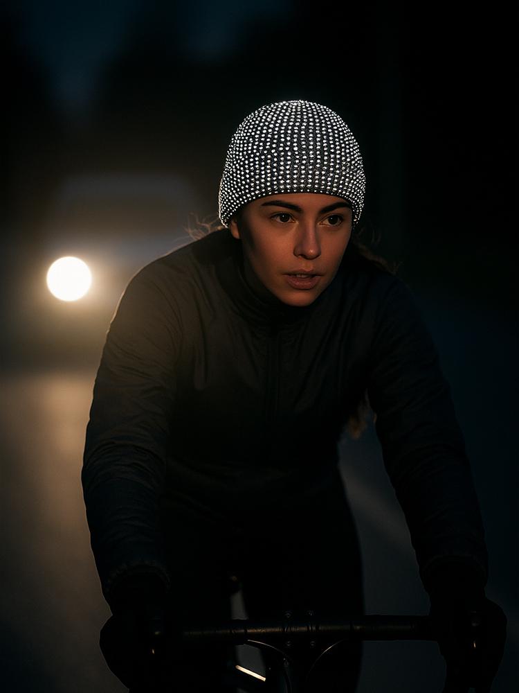 Reflective Silk Fabric Beanie Women's Warm Knit Hat Personality Outdoor Camping Headwear Night Safety Solid Color Cap