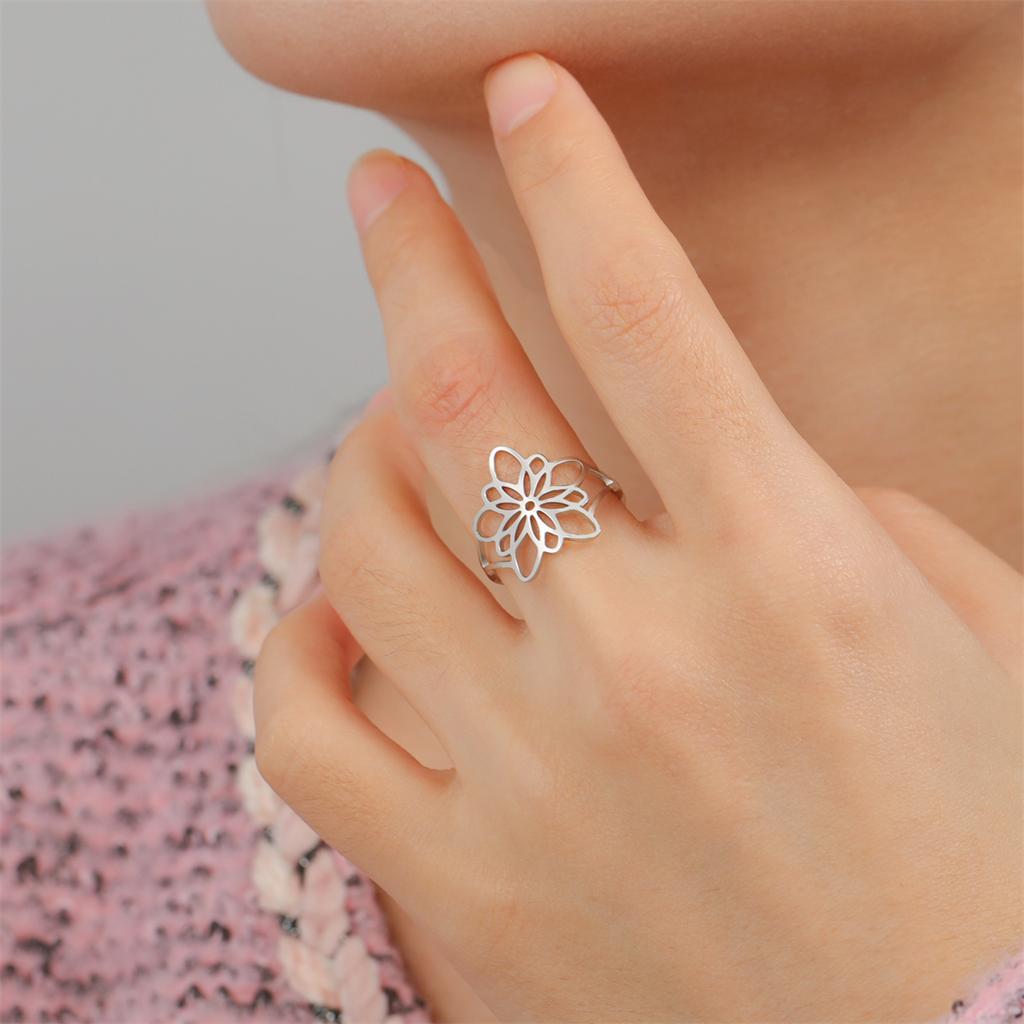  Hollow Flower of Life Ring Stainless Steel Fashion Geometric Floral Adjustable Open Ring Classic Good Lucky Jewelry Gift