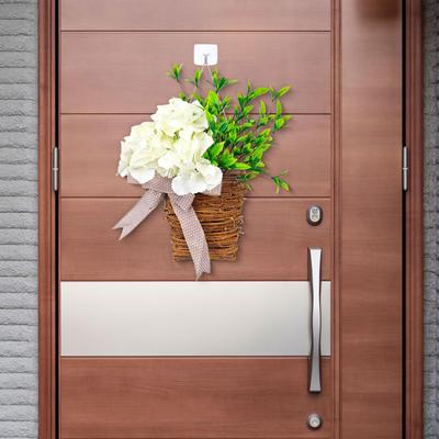 Ev Dekoru – Dekoratif çiçekler ve çelenkler