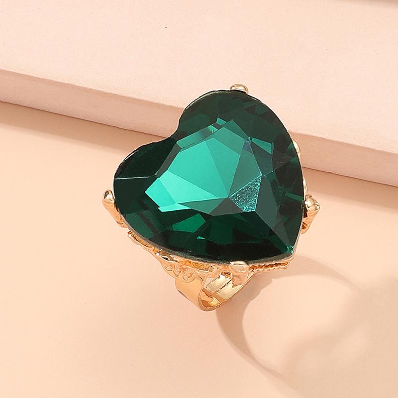 Luxury European & American Style Middle Eastern Fashion Gem Ring