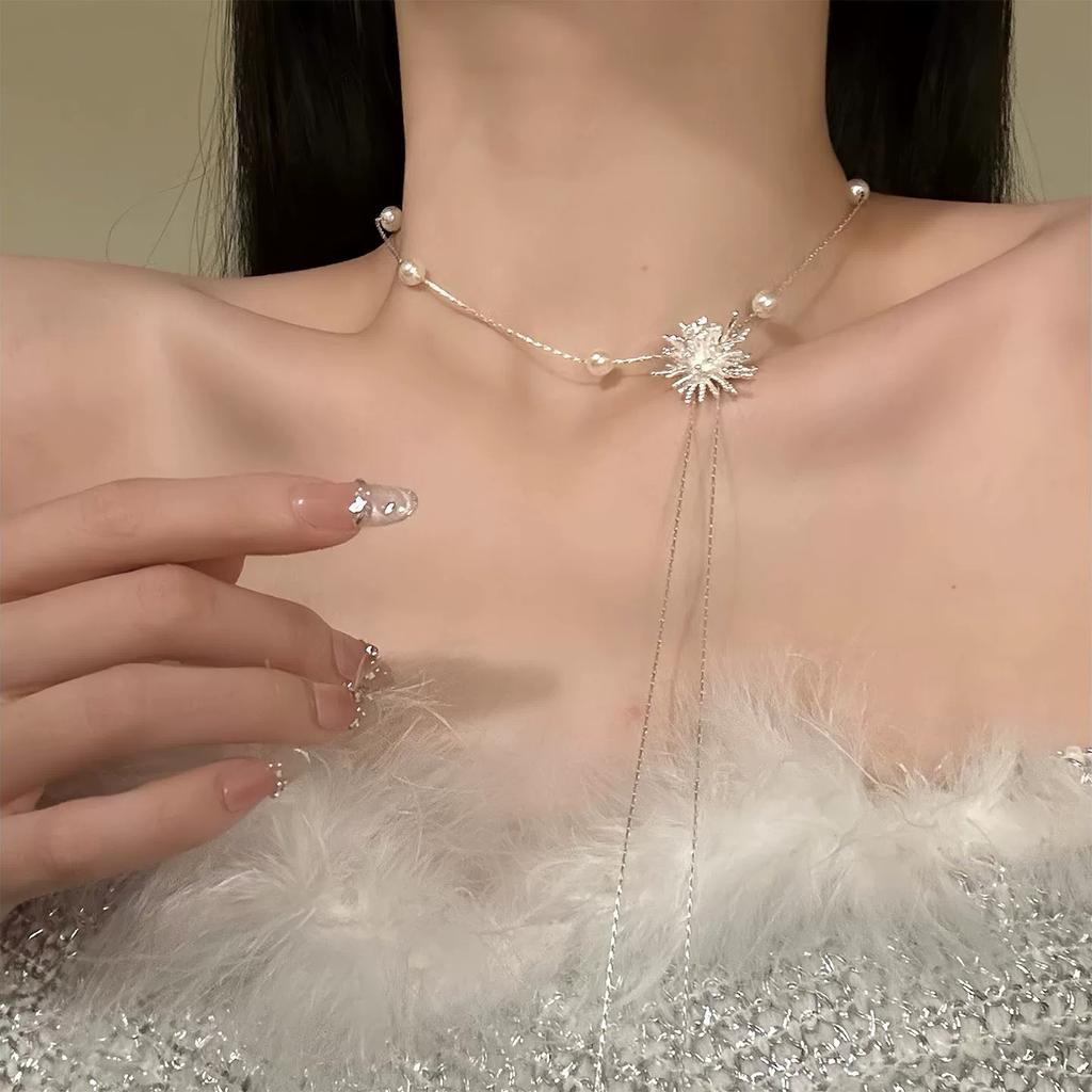 Rhinestone Firework Pearl Pull Adjustable Necklace, Light Luxury Long Sweater Chain, Christmas Choker