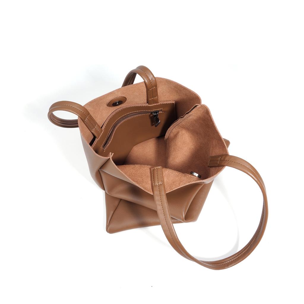 2025 high sense of large tote simple niche design large capacity shoulder bag commuting travel leisure versatile