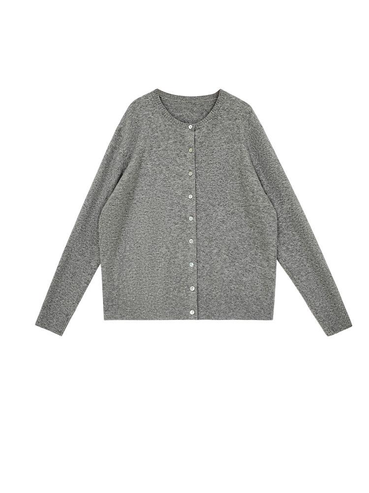 

Plus Size Women s Soft Knit Cardigan - Loose, Solid Color, Round Neck, Long Sleeve, Versatile & Lightweight 3XL (170-200 jin)