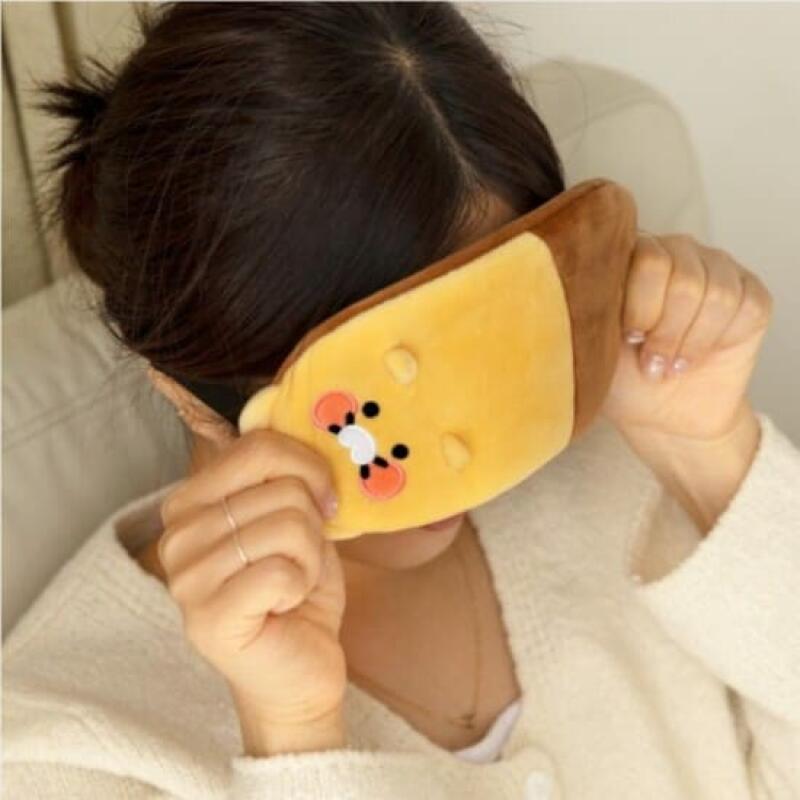 Chunsik s sleeping mask face