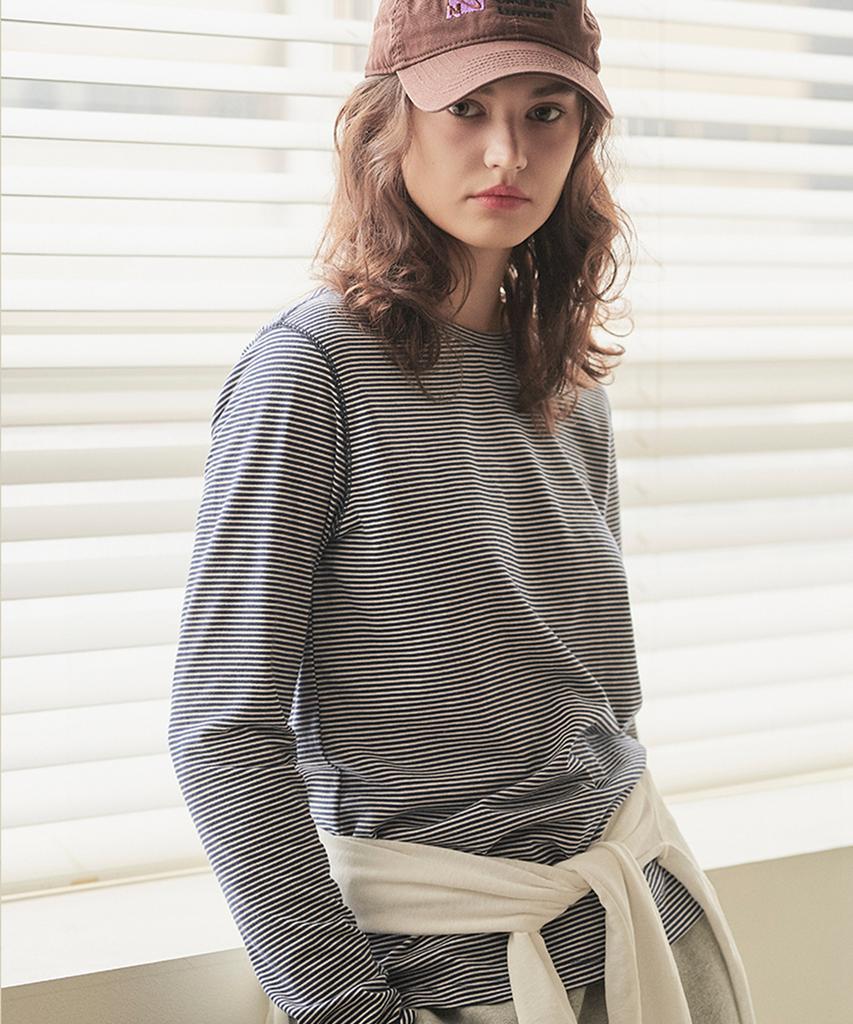 Iteoneolmomeonteu Moment Stripe Tee _ Navy