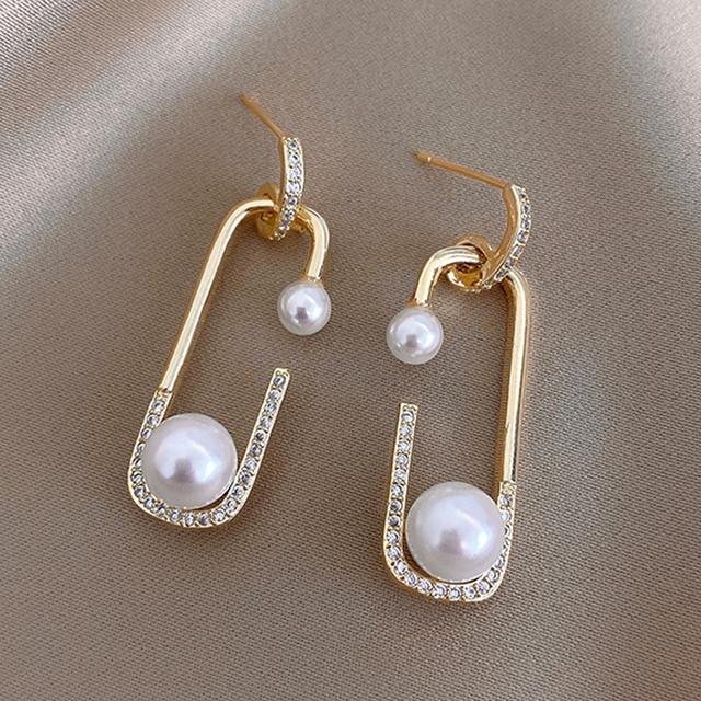 Boucles d'oreilles à tige en perles d'amour pour femmes et filles, bijoux en forme de cœur, strass, personnalité, tempérament, fête, cadeau